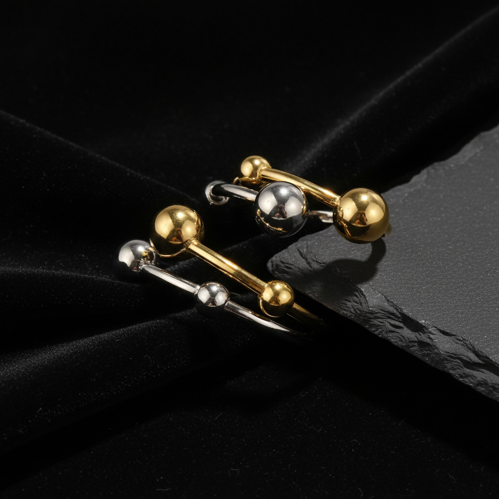 JEWELIXIRS Orbital Swirl Ring