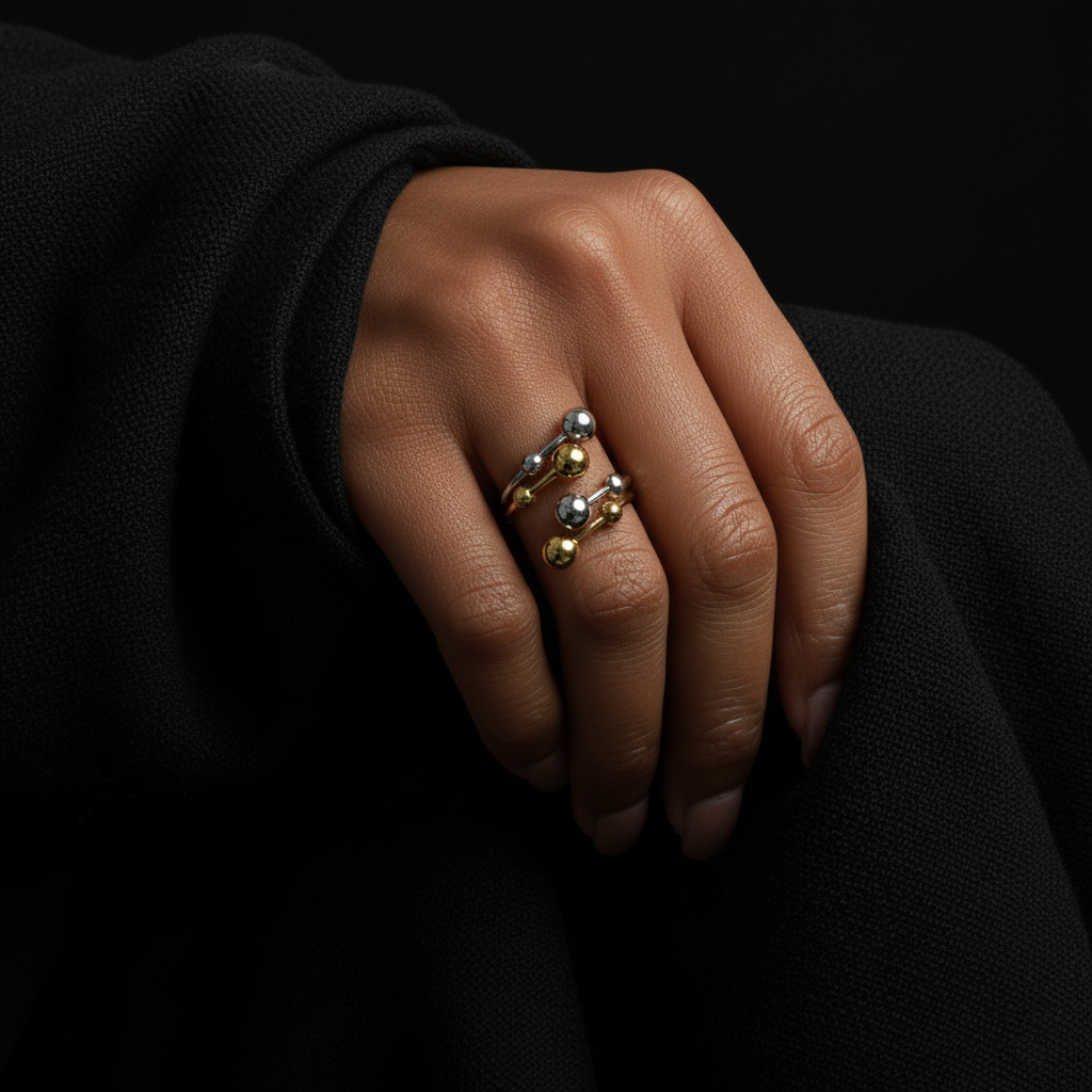 JEWELIXIRS Orbital Swirl Ring