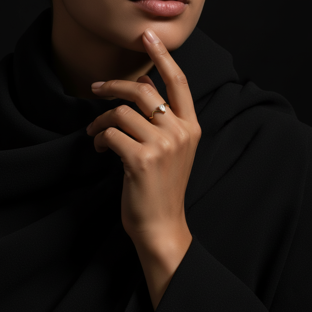 JEWELIXIRS Teardrop Wave Ring