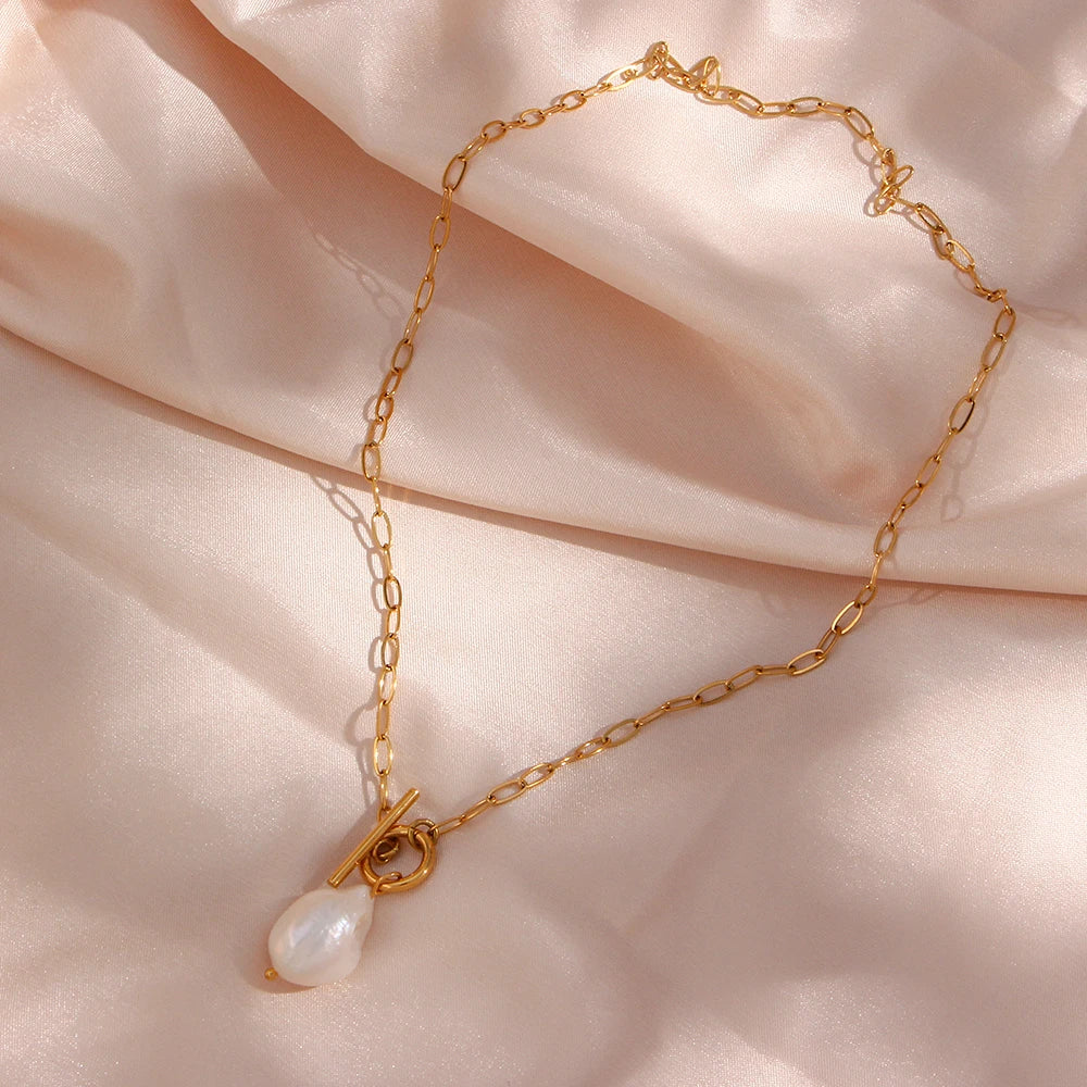 JEWELIXIRS Pearl Toggle Necklace