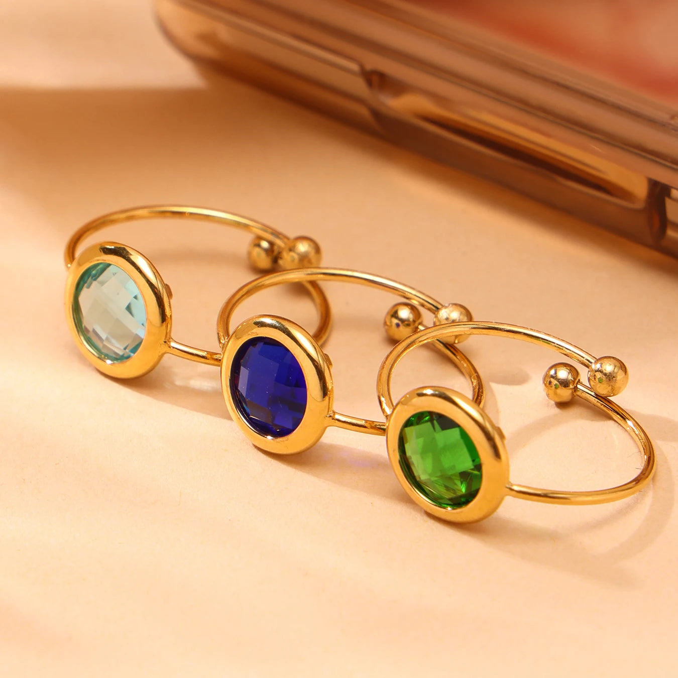 Nivora Stainless Steel Round Women Thin Rings Wedding Shine Multicolored Glass Open Rings For Women Engagement Jewelry Gifts