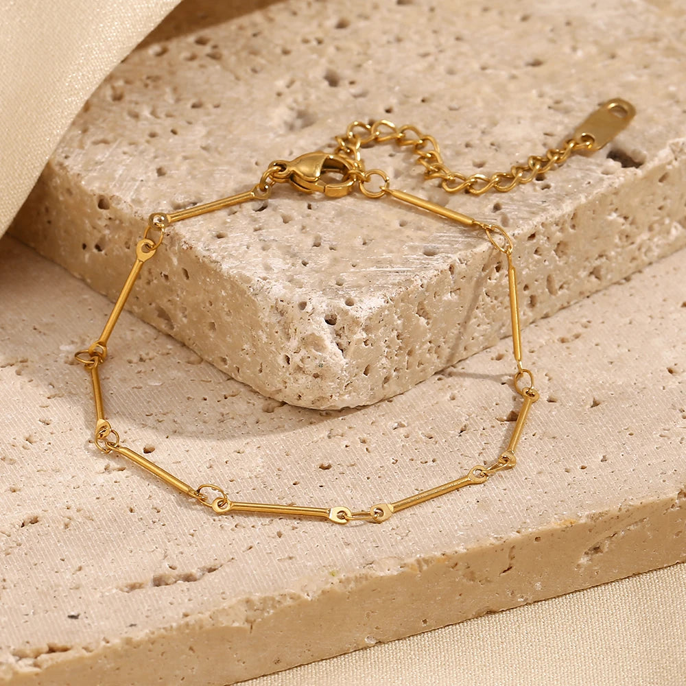 JEWELIXIRS delicate bar and oval link