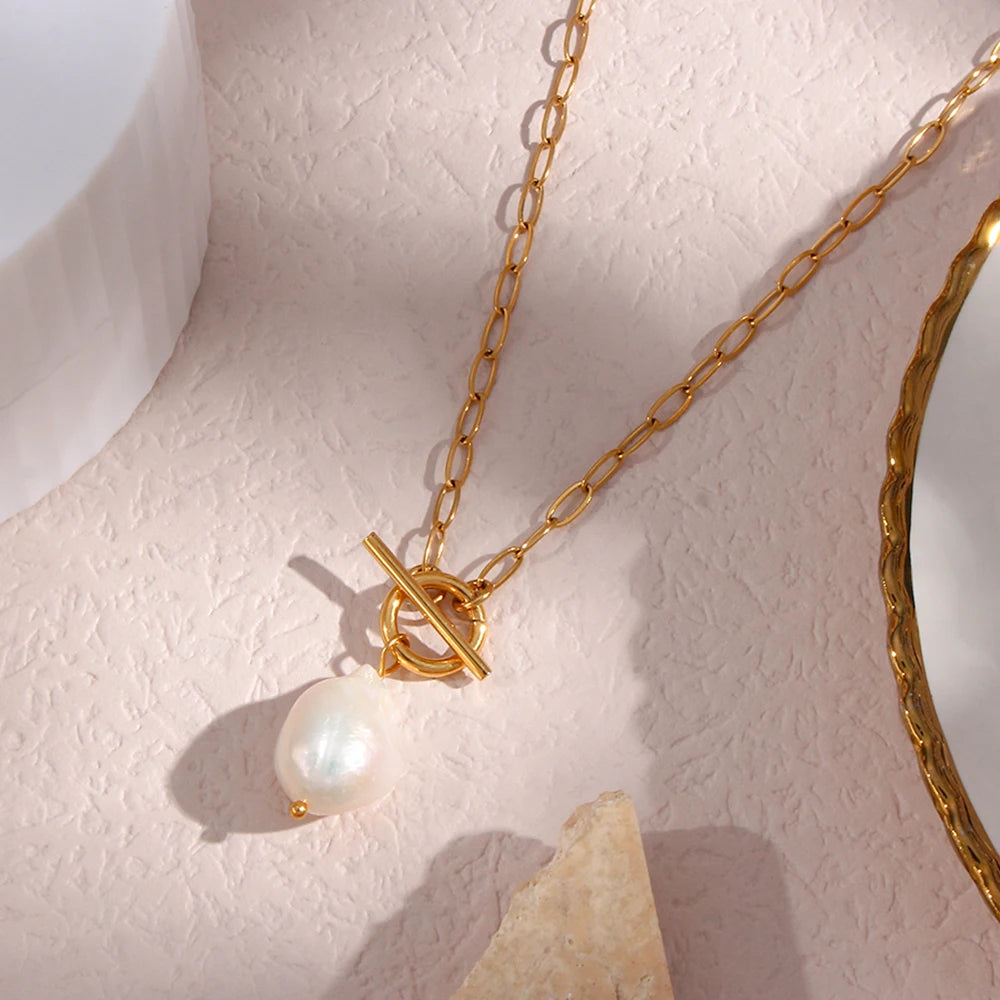 JEWELIXIRS Pearl Toggle Necklace