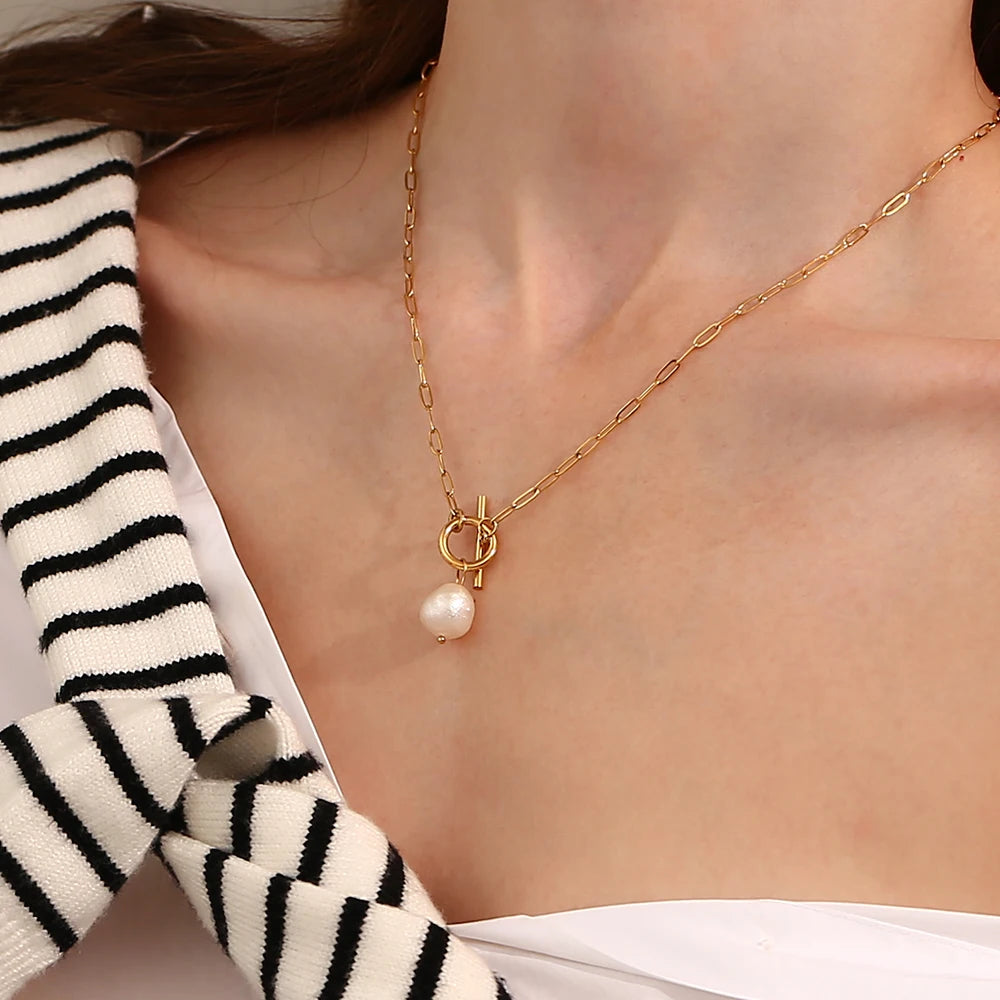 JEWELIXIRS Pearl Toggle Necklace