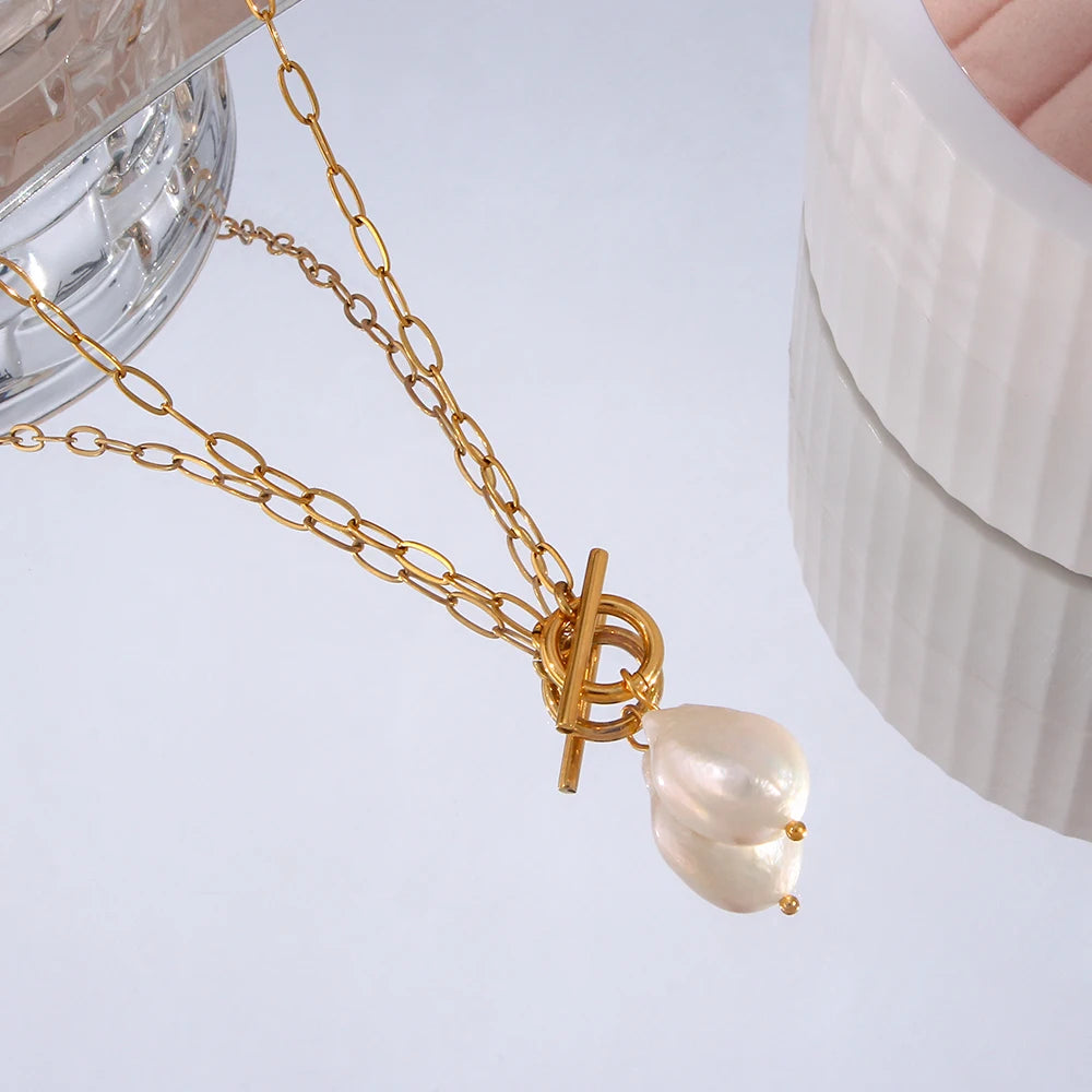 JEWELIXIRS Pearl Toggle Necklace
