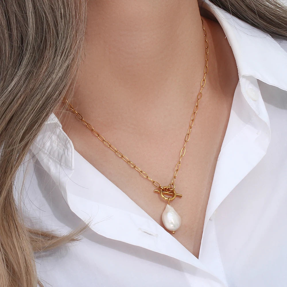 JEWELIXIRS Pearl Toggle Necklace