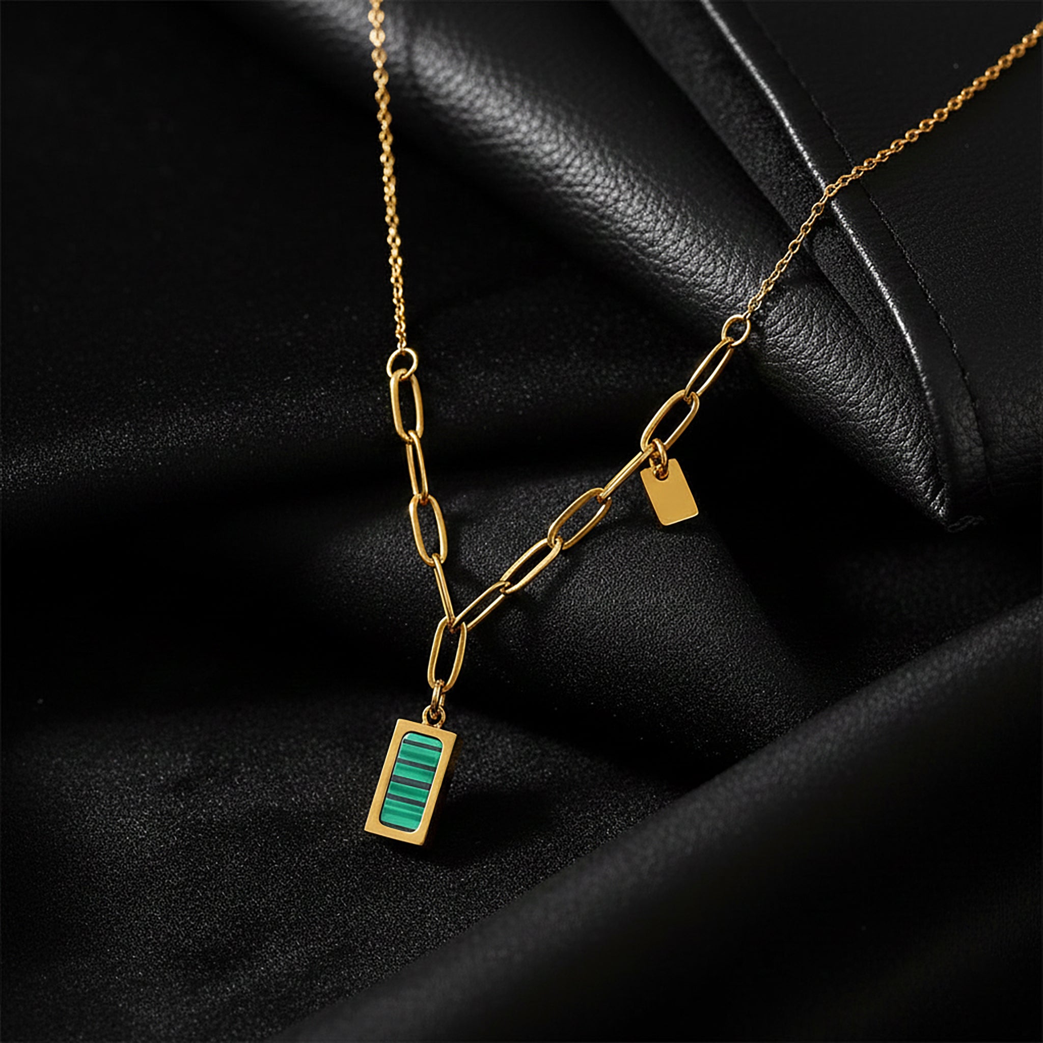 JEWELIXIRS Malachite Link Necklace