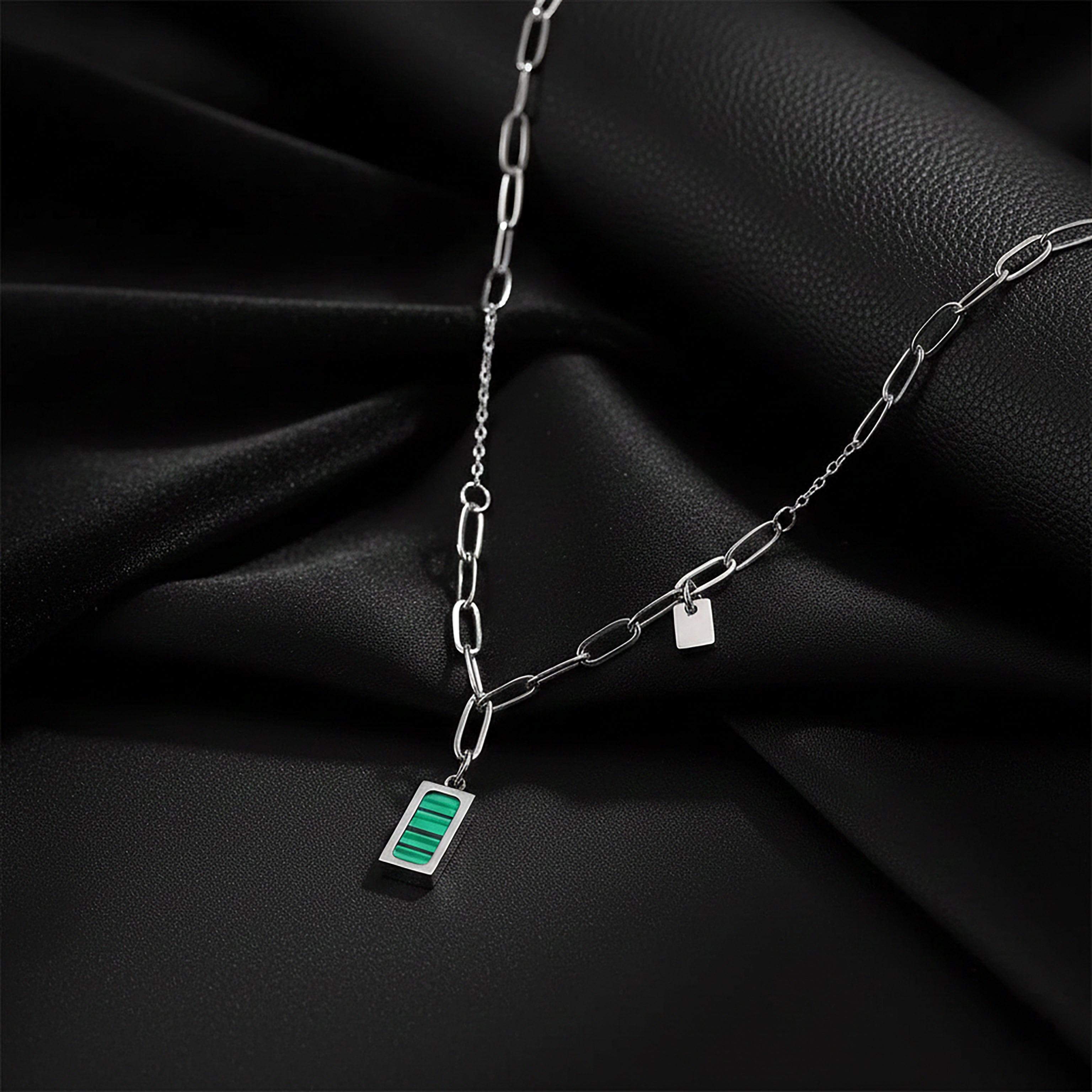 JEWELIXIRS Malachite Link Necklace