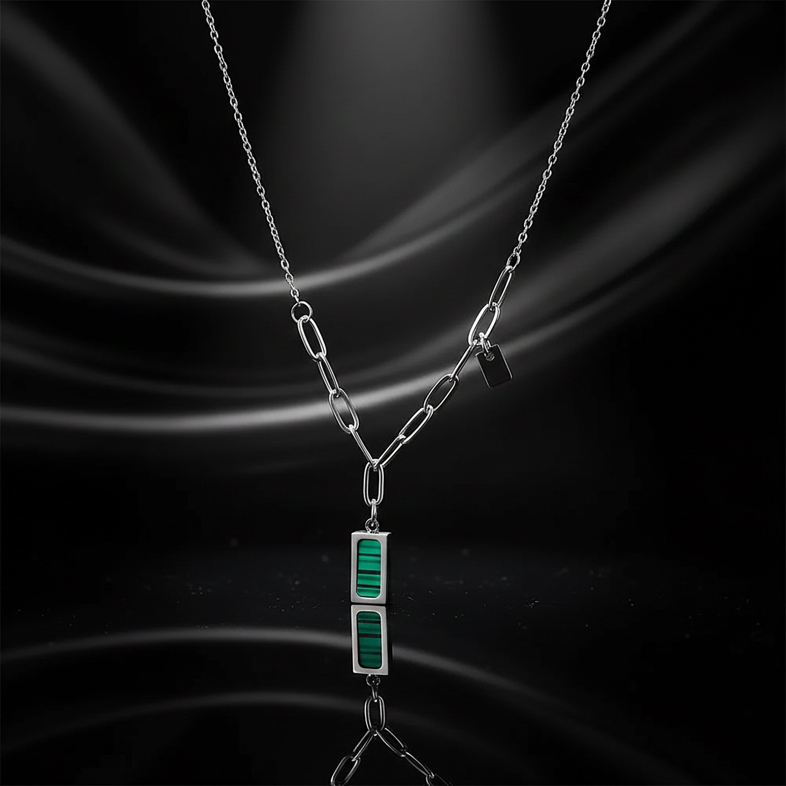 JEWELIXIRS Malachite Link Necklace